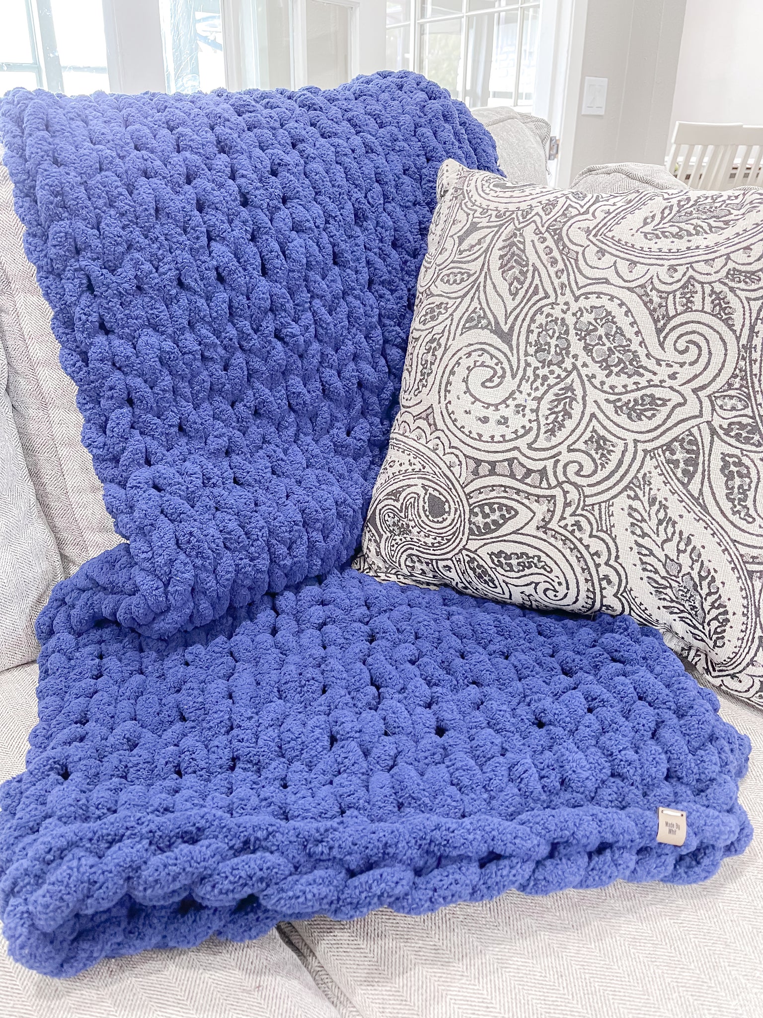 Medium Chunky Knit Blanket